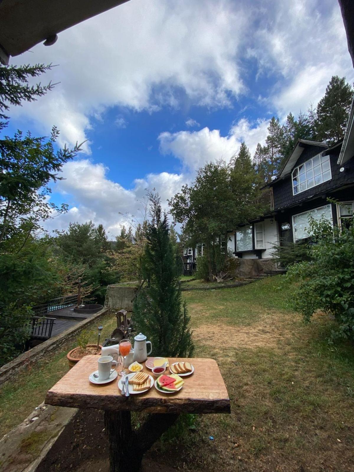 The Patagonian Lodge Coyhaique Buitenkant foto